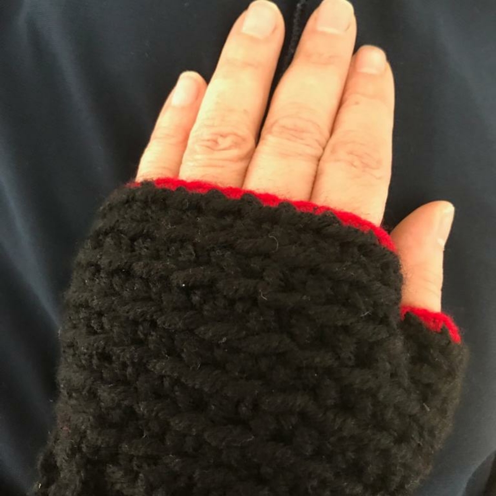 Hand made  wool gloves ,free With Any Purches $+50